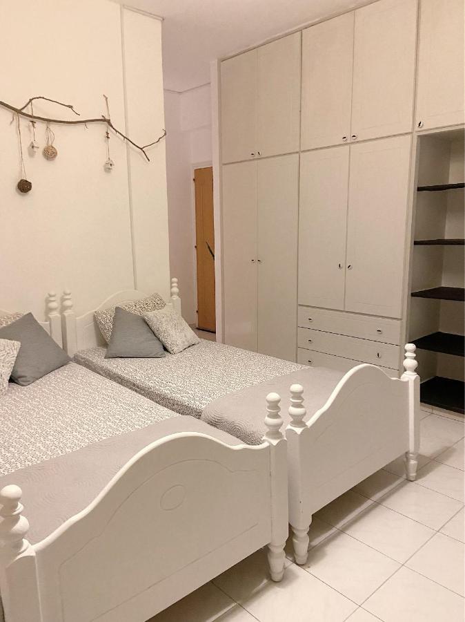 Elena'S Guest House A Пафос Екстериор снимка